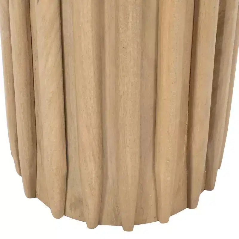 Bout de canapé rond en bois de manguier avec base cannelée 50 cm