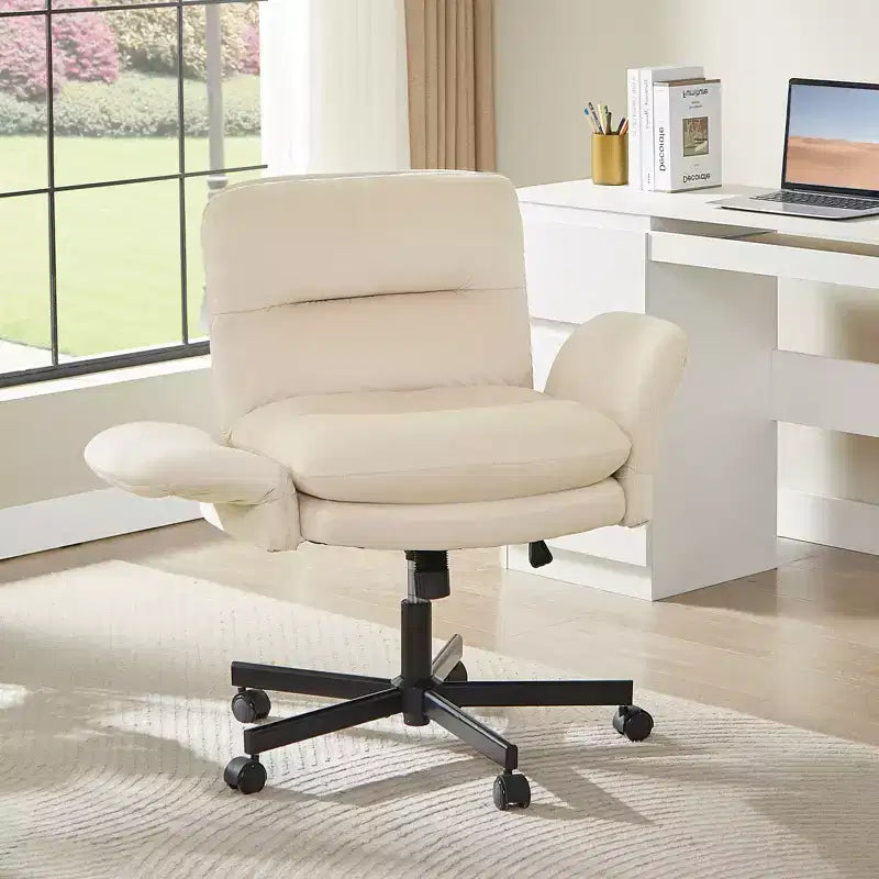 Chaise de bureau à piètement croisé en métal de 97 cm avec accoudoirs relevables et roulettes